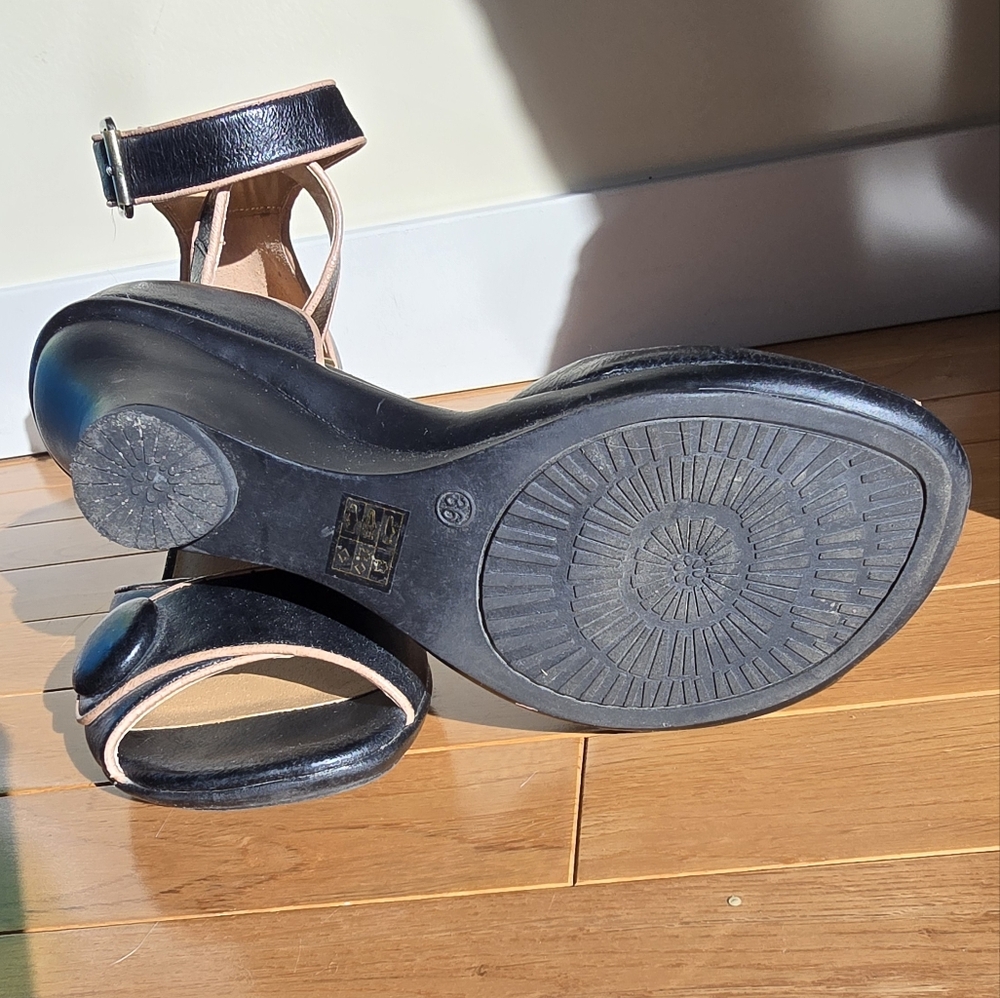 Black and Tan Strappy Miz Mooz Sandals